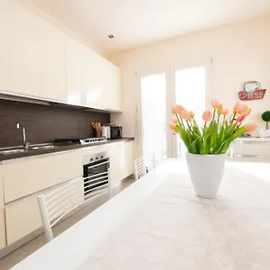 Lilli Apartment Manerba del Garda