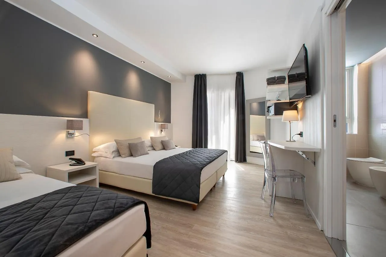 Hotel Sayonara Lido di Jesolo 4*,